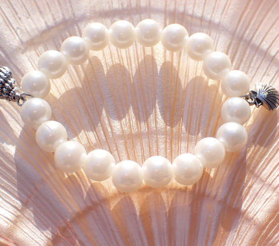 Seashell dainty Charm Beaded Bracelet