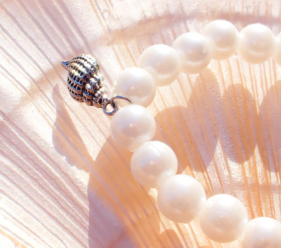 Seashell dainty Charm Beaded Bracelet