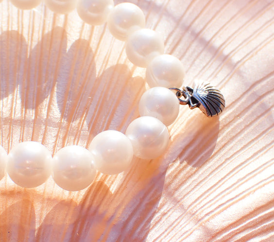 Seashell dainty Charm Beaded Bracelet