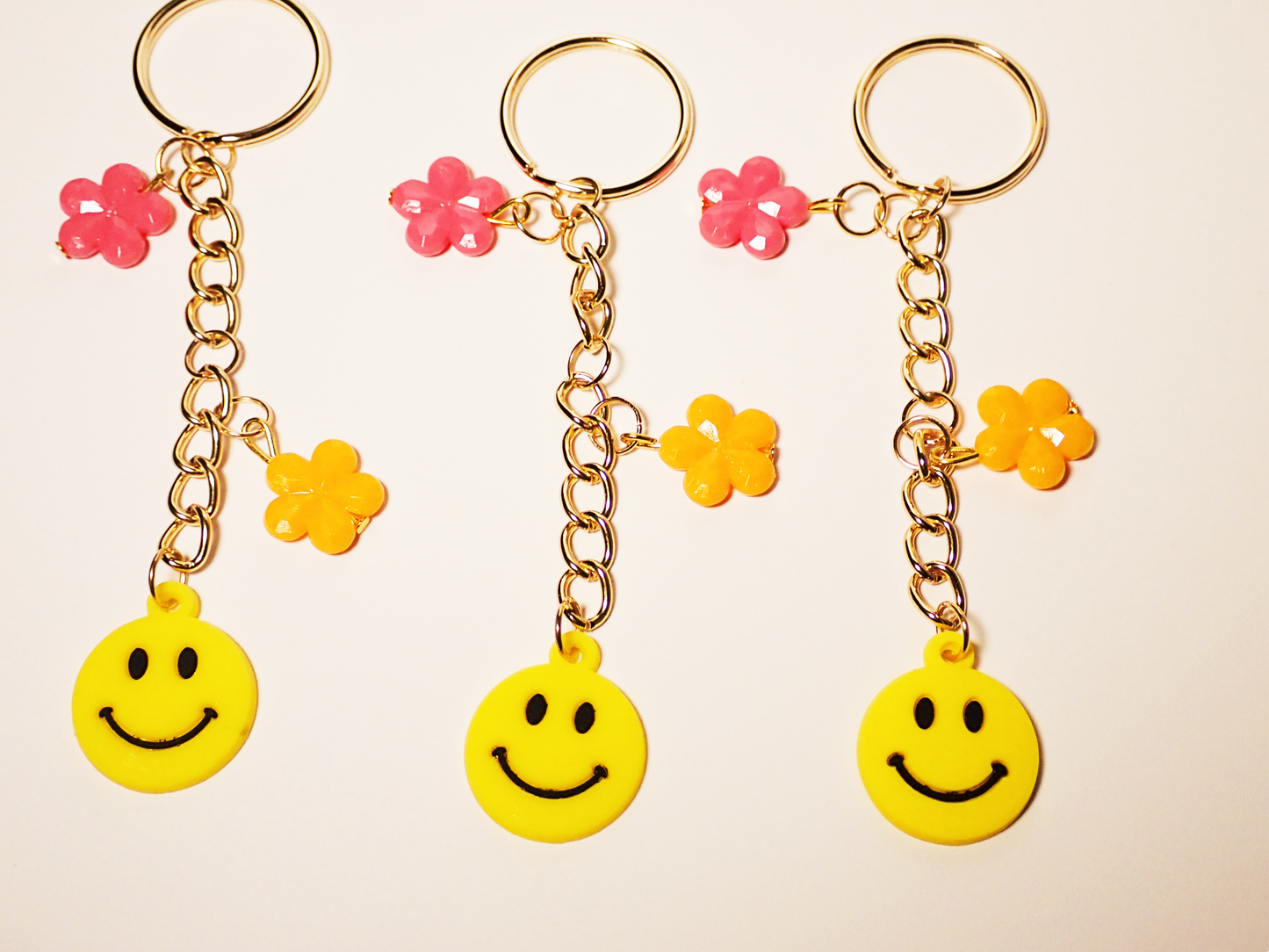 Limited Smiley Cheerful Decorative keychain